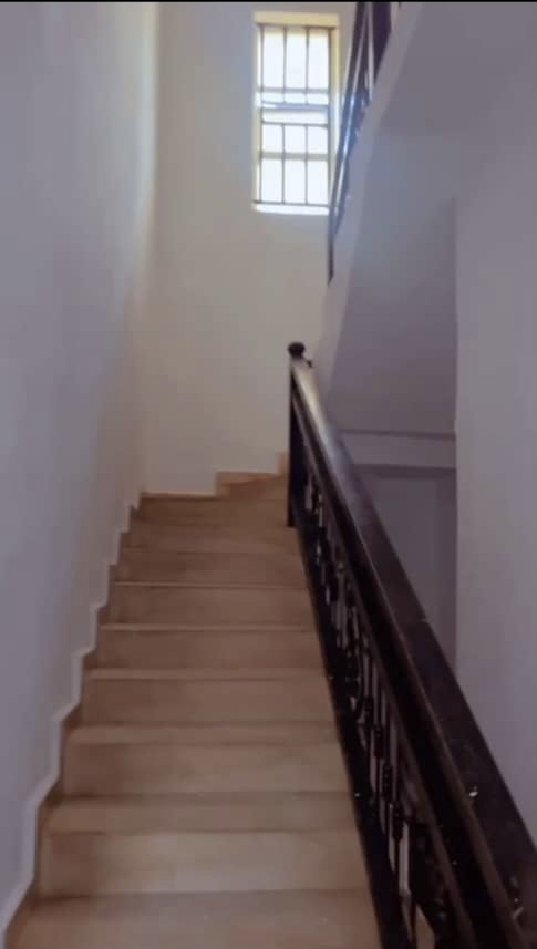 Duplex for Rent in Government house axing, Delta cover picture