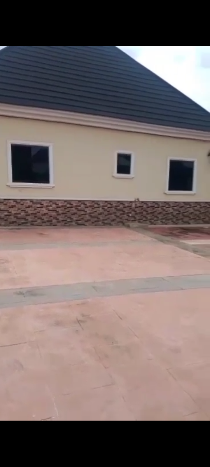 3 Bedroom Flat for Sale in Okpanam, Delta cover picture