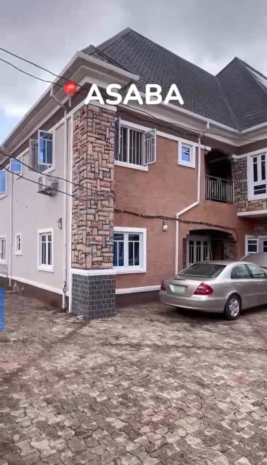 2 Bedroom Flat for Sale in G.R.A, Delta cover picture