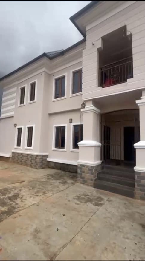 3 Bedroom Flat for Rent in Akpu road, Delta cover picture