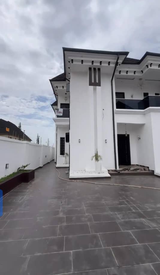 Duplex in Commissioner Delta cover picture