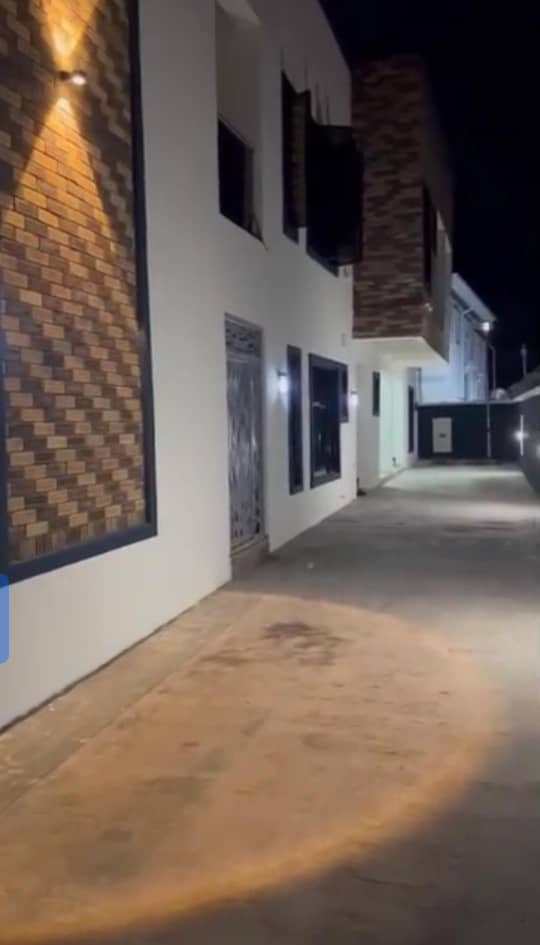 2 Bedroom Flat in Governor’s Villa Estate Delta cover picture