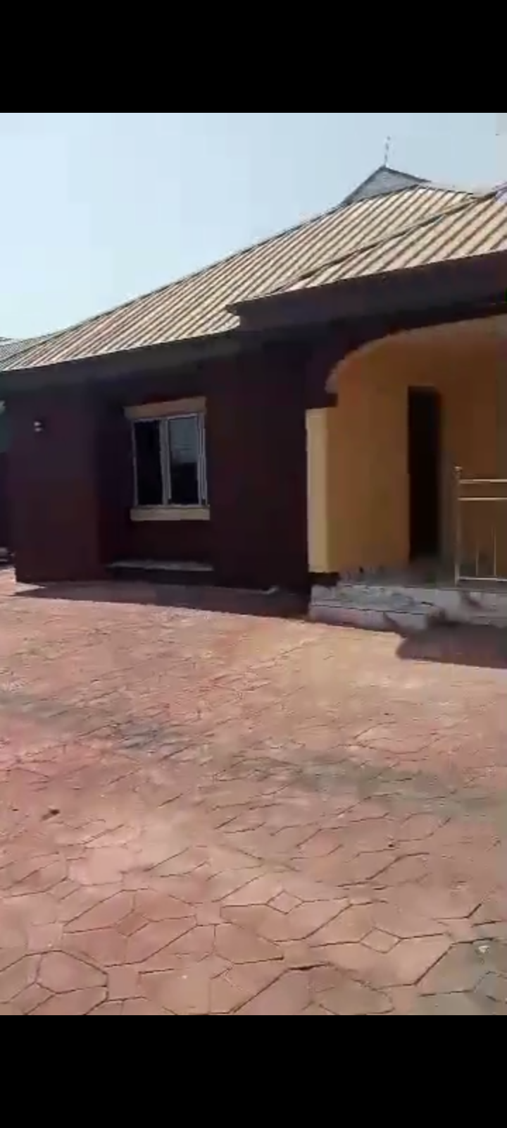 Bungalow for Sale in Airport View, Delta cover picture