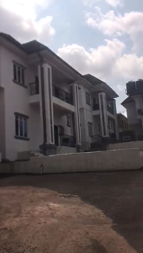 Duplex for Sale in Independence layout, Enugu cover picture