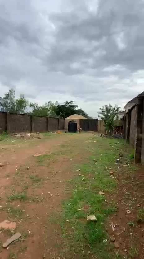 Land for Sale in Thinkers Corner, Enugu cover picture