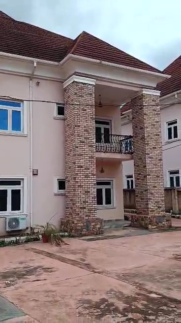 Duplex in Transekulu Enugu cover picture